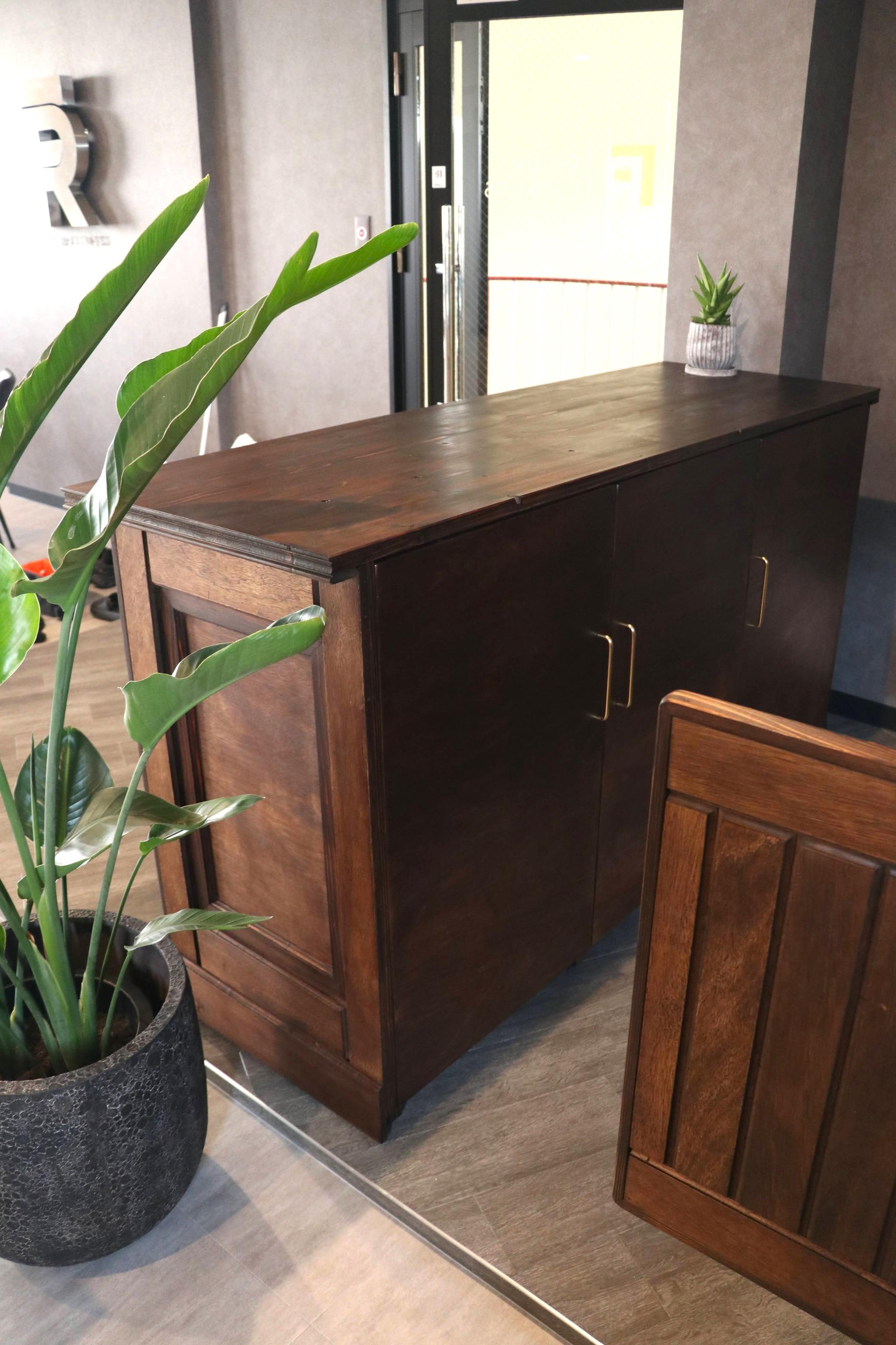 受付けカウンター アンティークカウンター レジ台 キャッシャー バーカウンター 受付  ディスプレイ 店舗什器 | 5枚目